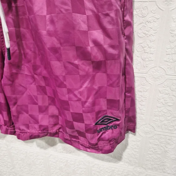 UMBRO Checker Nylon Athletic Shorts - Picture 2 of 6